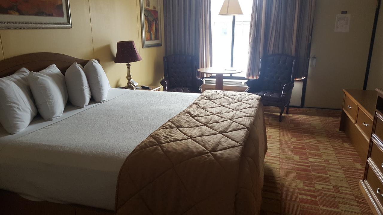 Baldknobbers Motor Inn Branson Eksteriør billede